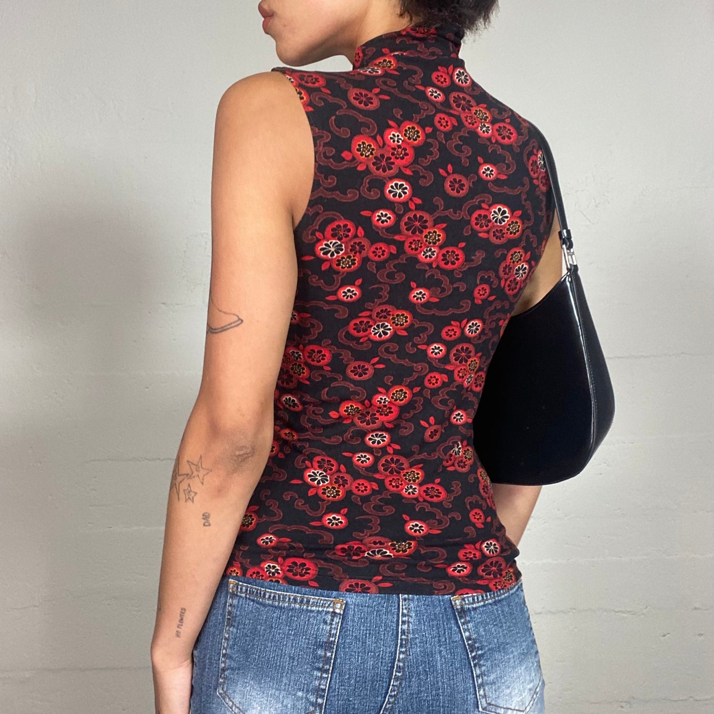 Vintage 2000's Retro Black Highneck Top with Red Floral Print (S)