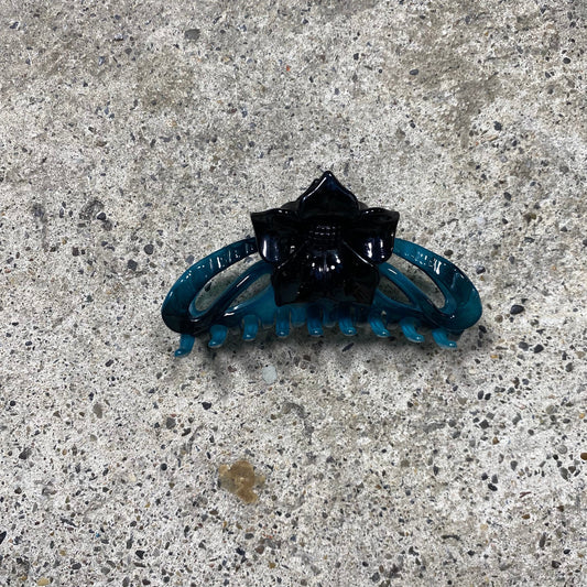 Vintage 2000's Summer Blue and Black Floral Hair Clip