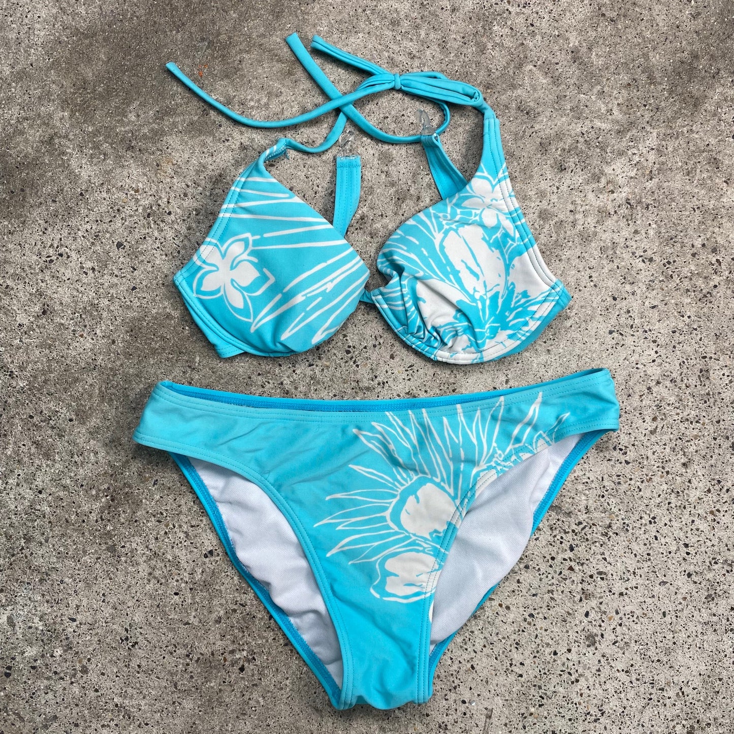 Vintage 90's Summer Sky Blue Hibiscus Print Bikini (M)