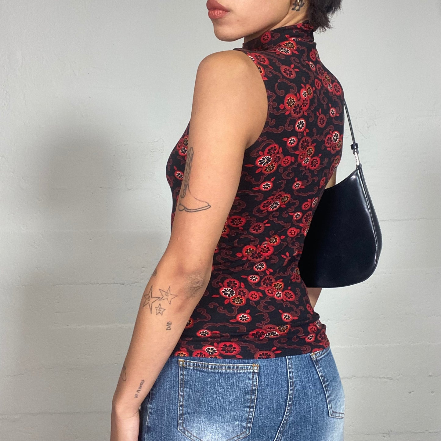 Vintage 2000's Retro Black Highneck Top with Red Floral Print (S)