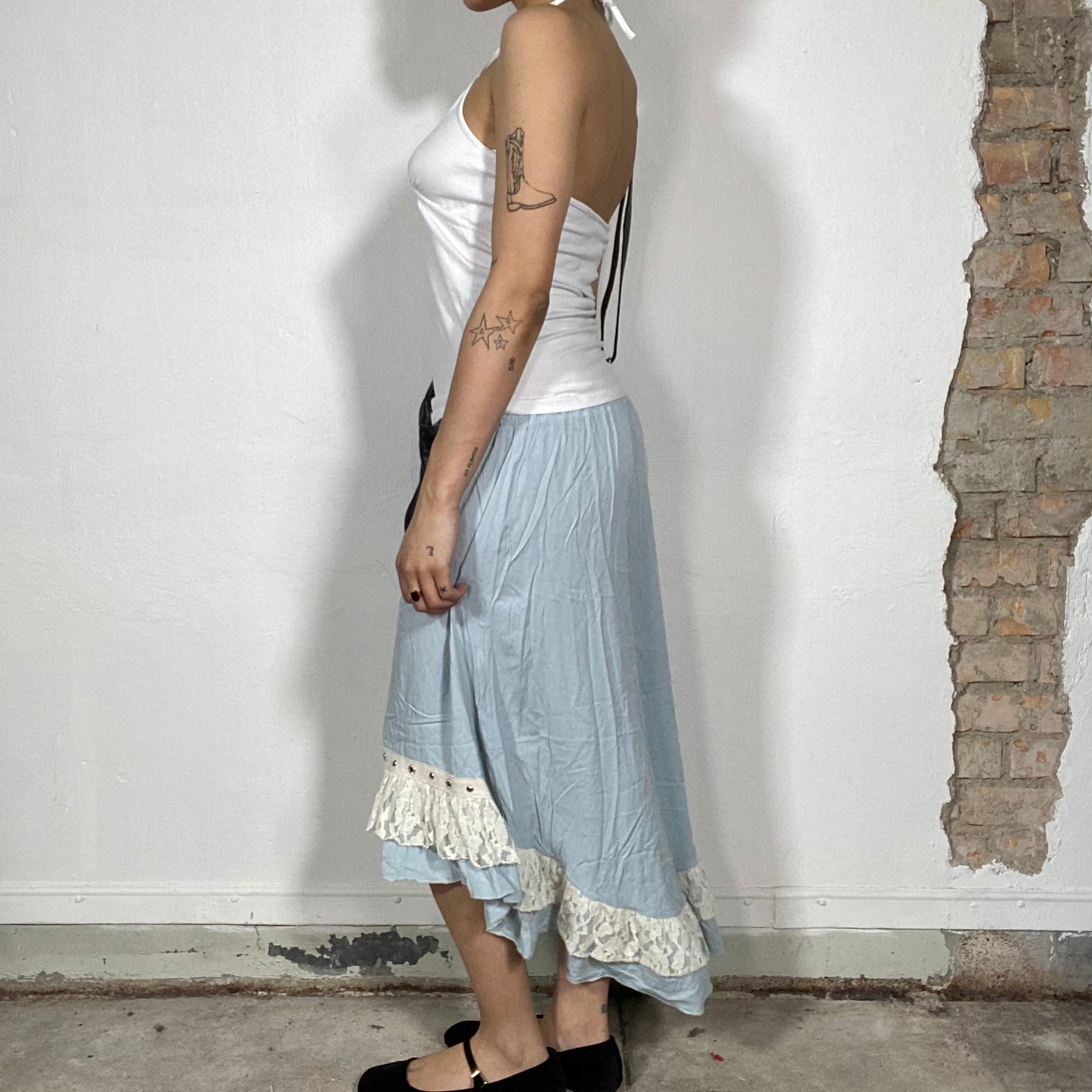 Vintage 90's Country Light Blue Midi Skirt with White Lace Detail (S)