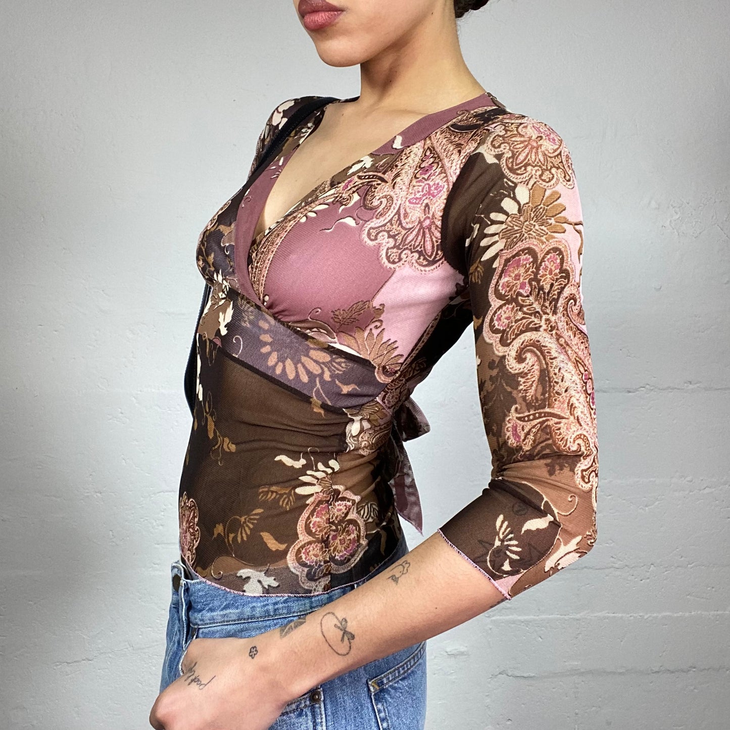 Vintage 90's Downtown Girl Pink & Brown Longsleeve Top with Floral Print and Mesh Bottom Detail (S)