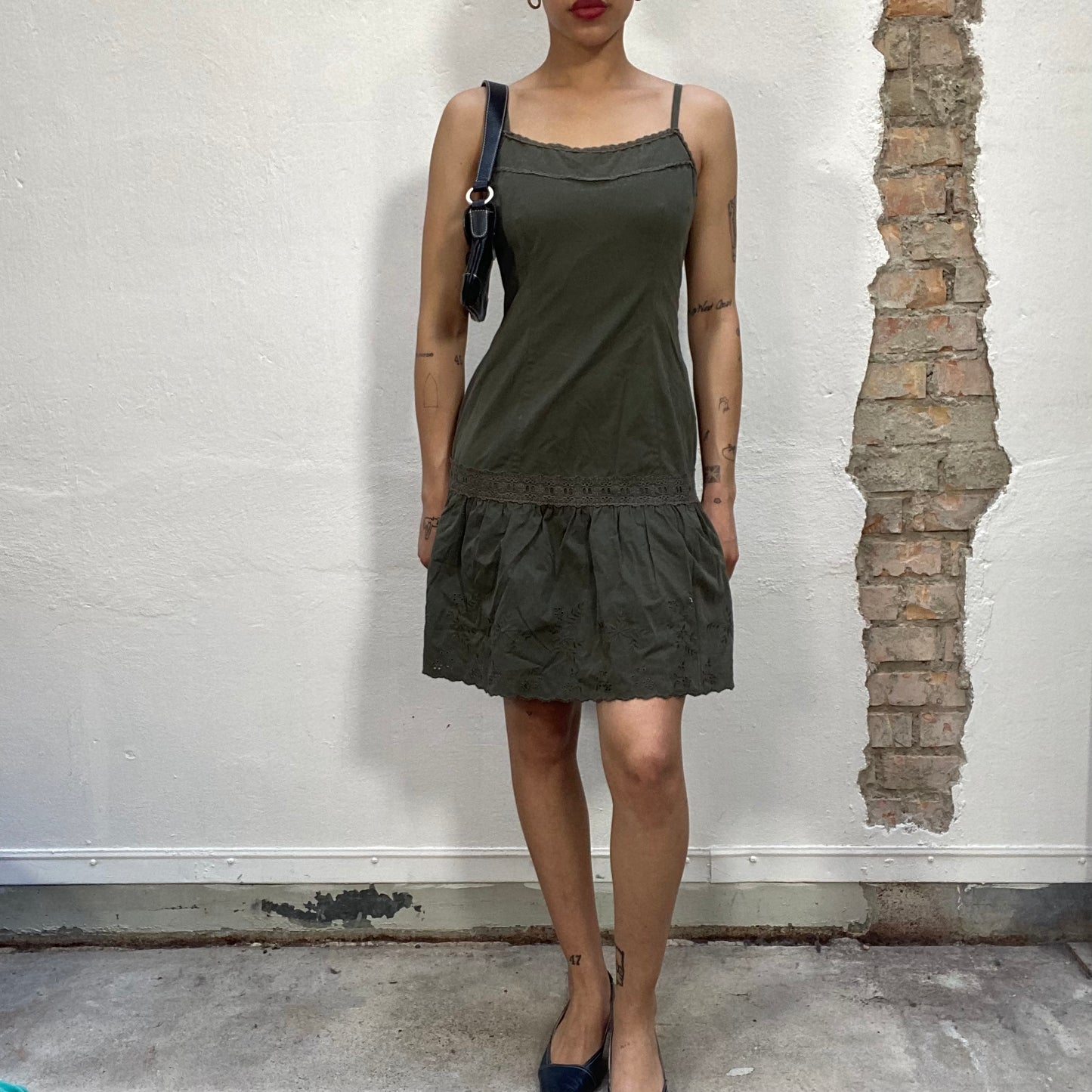 Vintage 2000's Grunge Khaki Dress with Crochet Hip Band and Trim Detail (S)