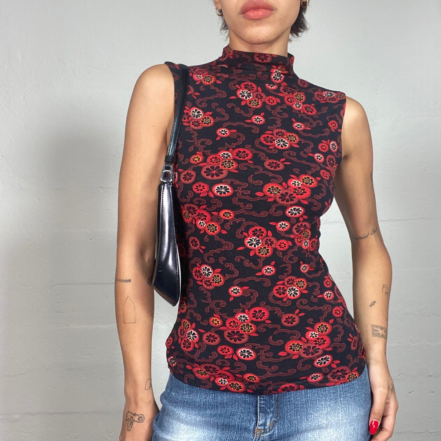 Vintage 2000's Retro Black Highneck Top with Red Floral Print (S)