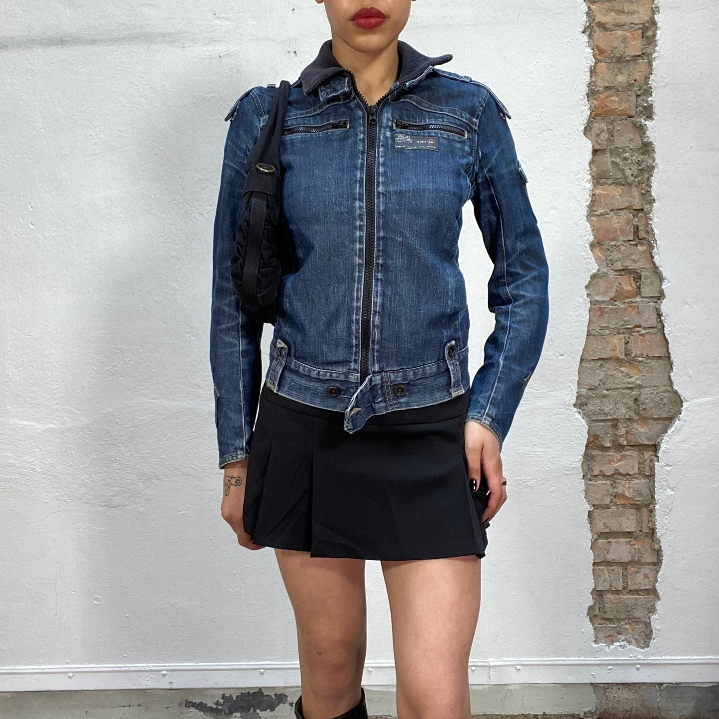 Vintage 2000's Grunge Dark Wash Denim Jacket with Zipper Details (S)