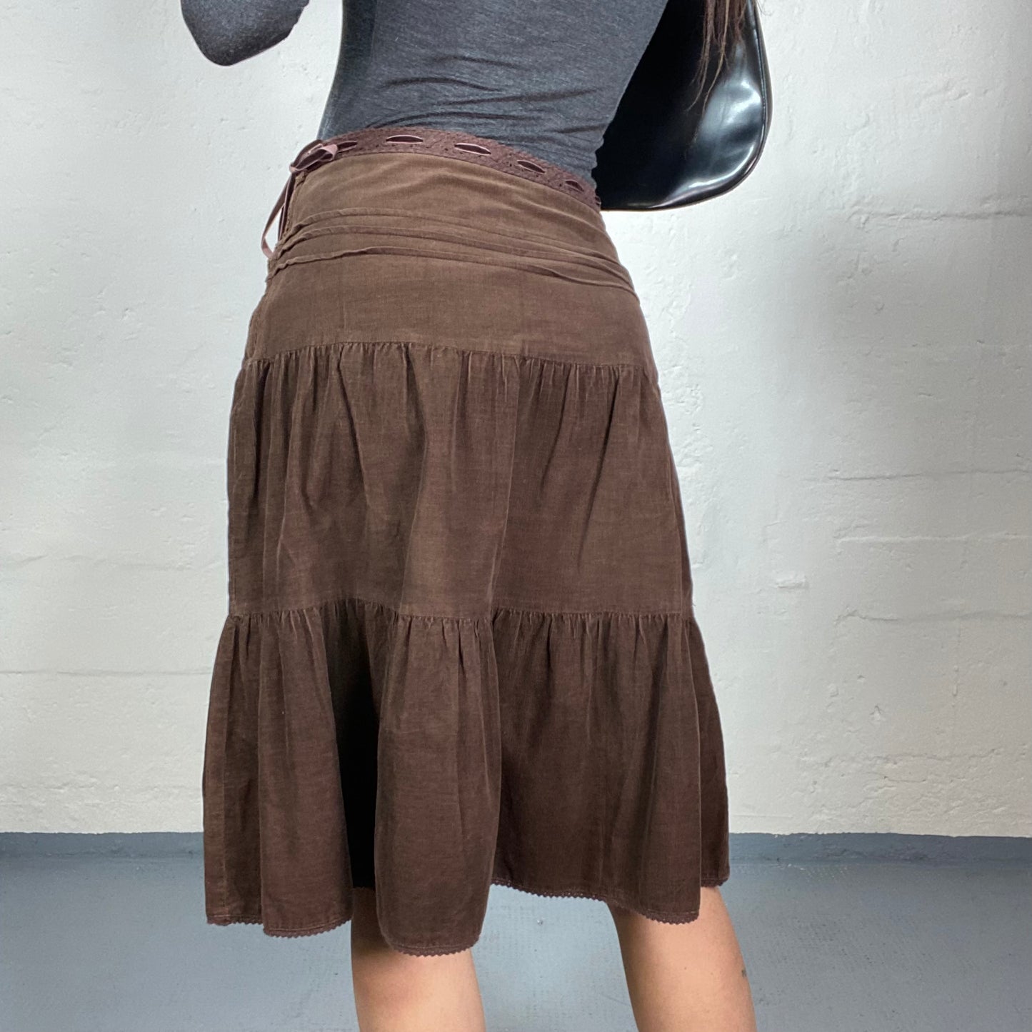 Vintage 90's Phoebe Buffay Brown Midi Skirt with Layered Volant Cut (M)