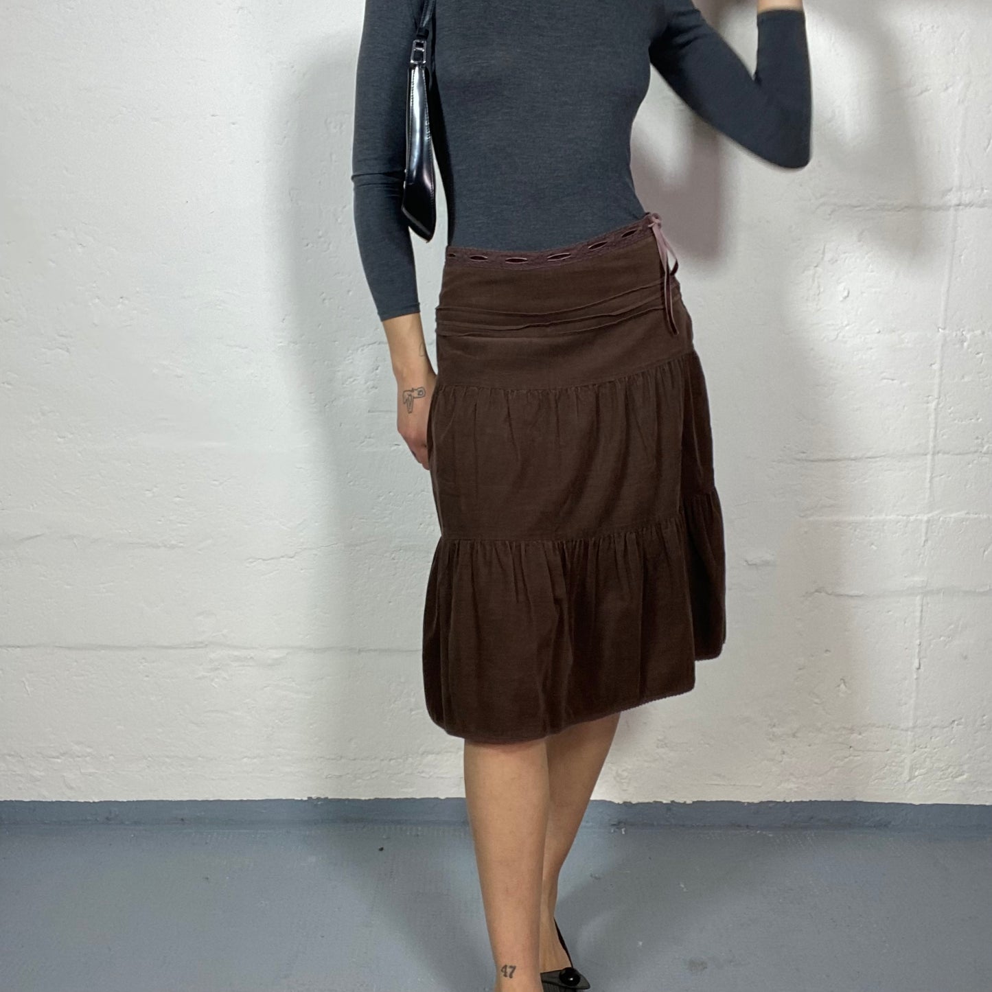 Vintage 90's Phoebe Buffay Brown Midi Skirt with Layered Volant Cut (M)