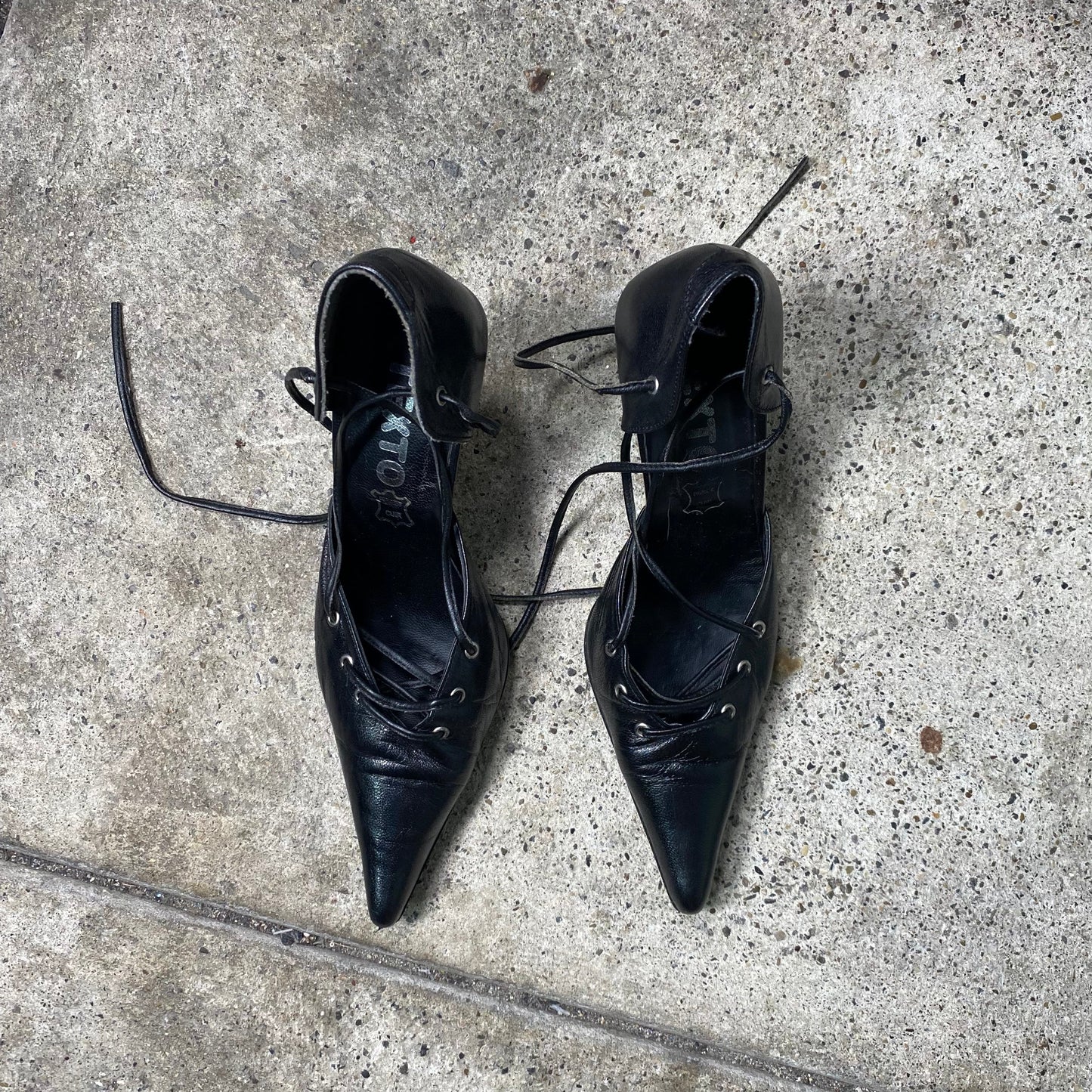 Vintage 2000's Night Out Black Pointy Leather Heels with Lace Up Details (38)