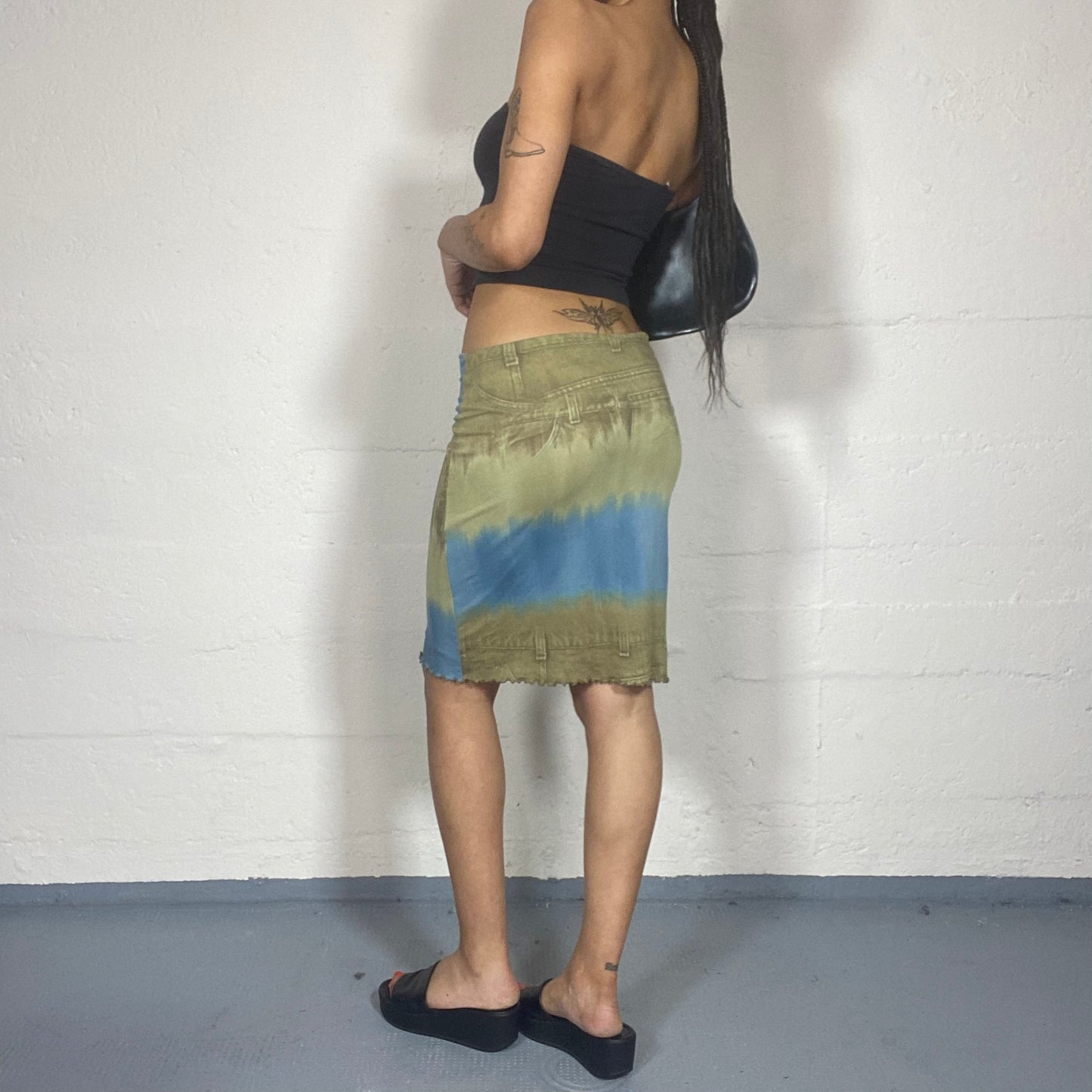 Vintage 90's Lizzie McGuire Blue and Beige Printed Denim Midi Skirt (S/M)