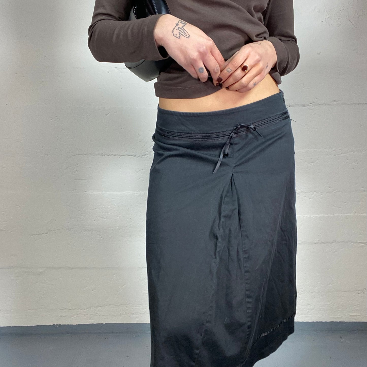 Vintage 2000's Cyber Black Midi Skirt with Lace Up Detail (S)