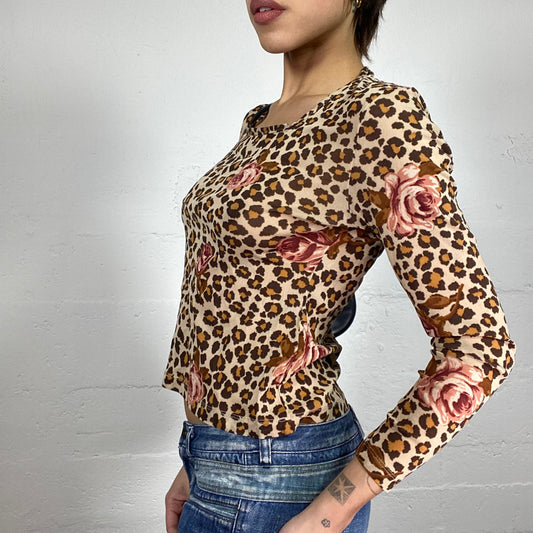 Vintage 90's Janice Beige Cheetaah Print Morgan Longsleeve Top with Roses Print Detail (M)