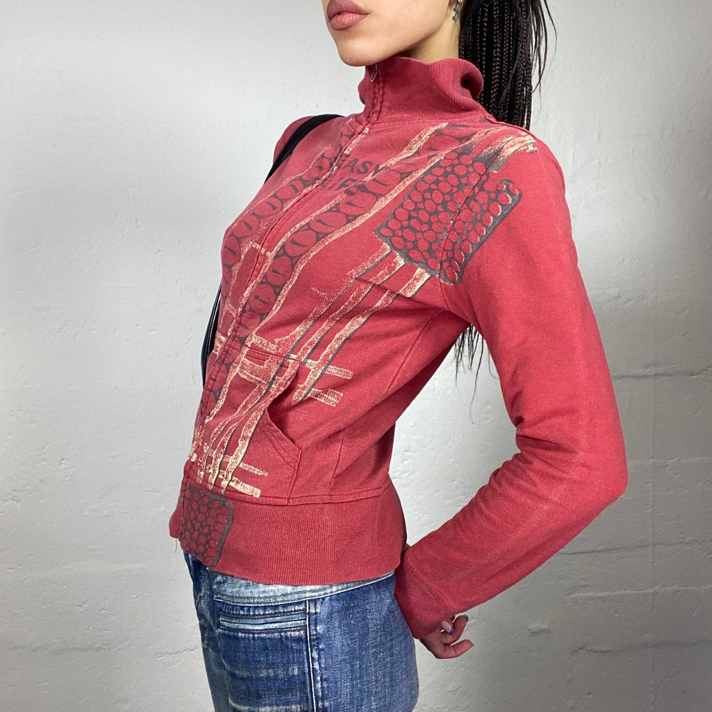 Vintage 2000's Rave Red Washed Out Zip Up Sweater with Black Contrast Print (M)