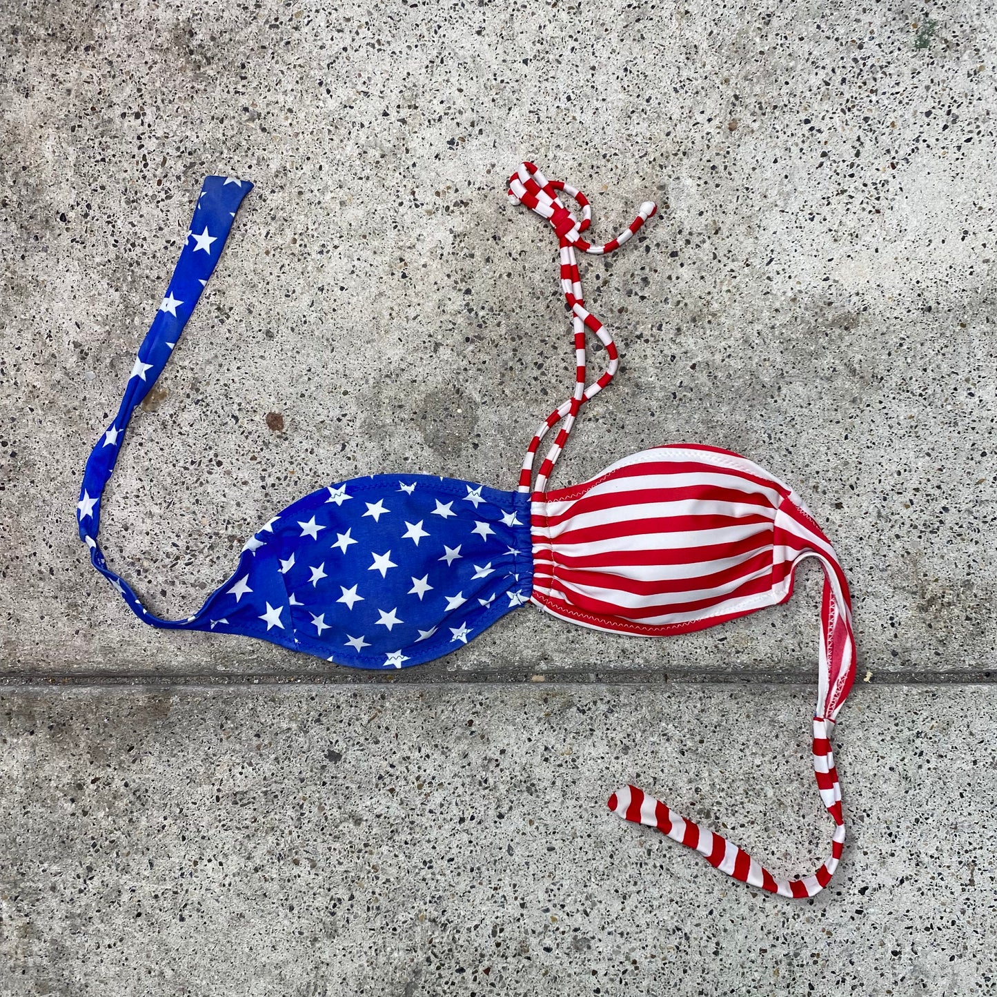 Vintage 2000's US Flag Bandeau Bikini Top (XS)