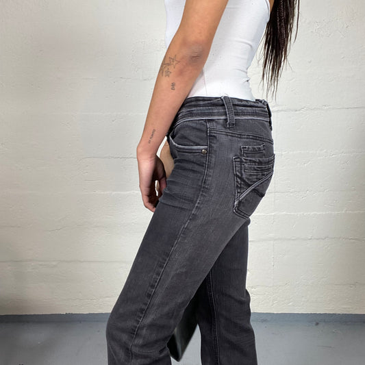 Vintage 2000's Downtown Girl Black Denim Low Waist Pants with Skinny Cut (S)