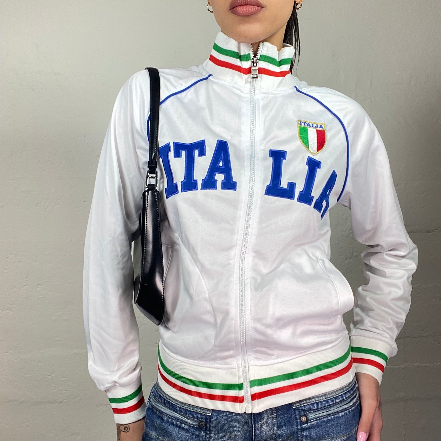 Vintage 2000's Italia Sporty White Zip Up Jacket with Flag Highneck Detail (S/M)