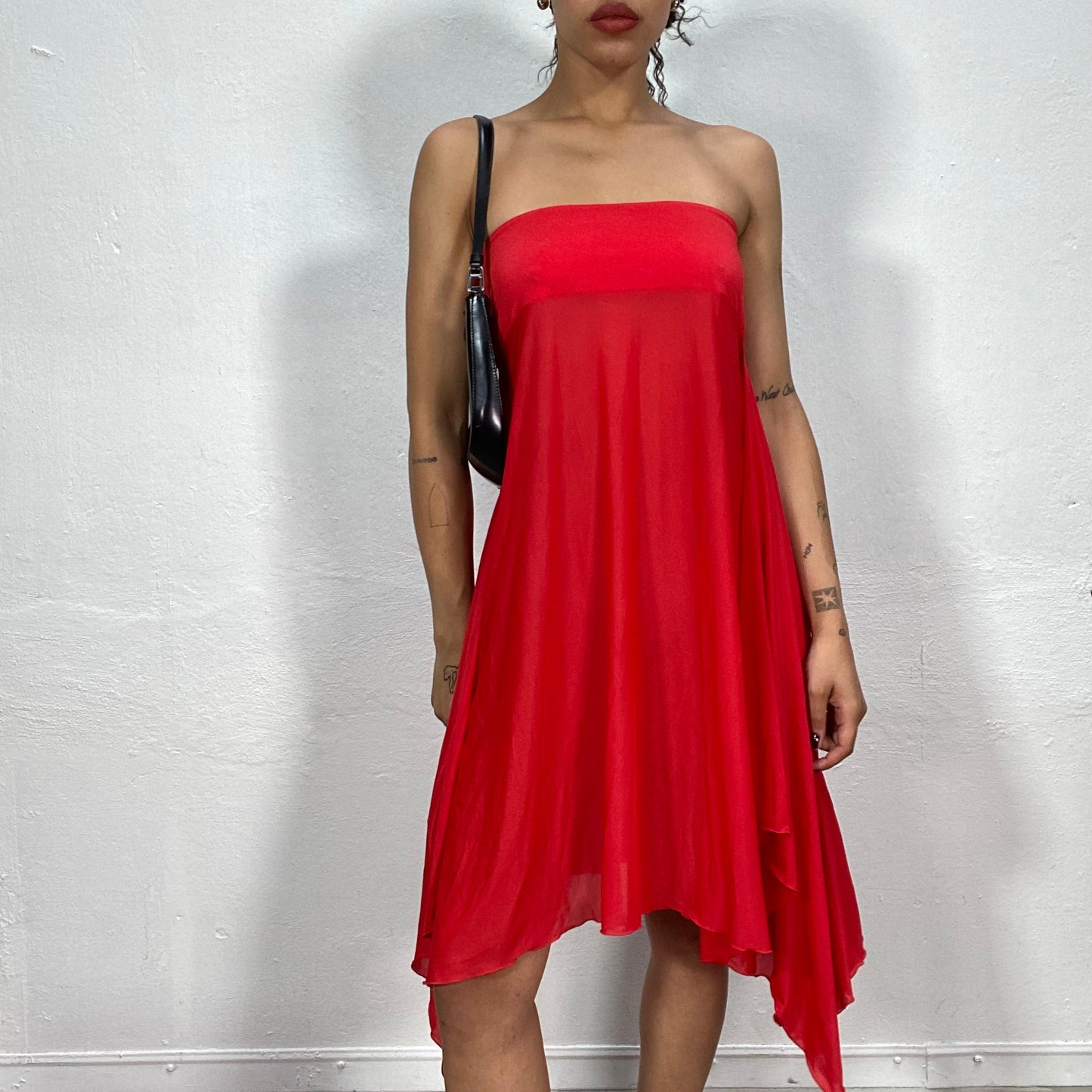 Vintage 2000's Summer Red Strapless Dress with Asymetric Fluid Bottom (S)