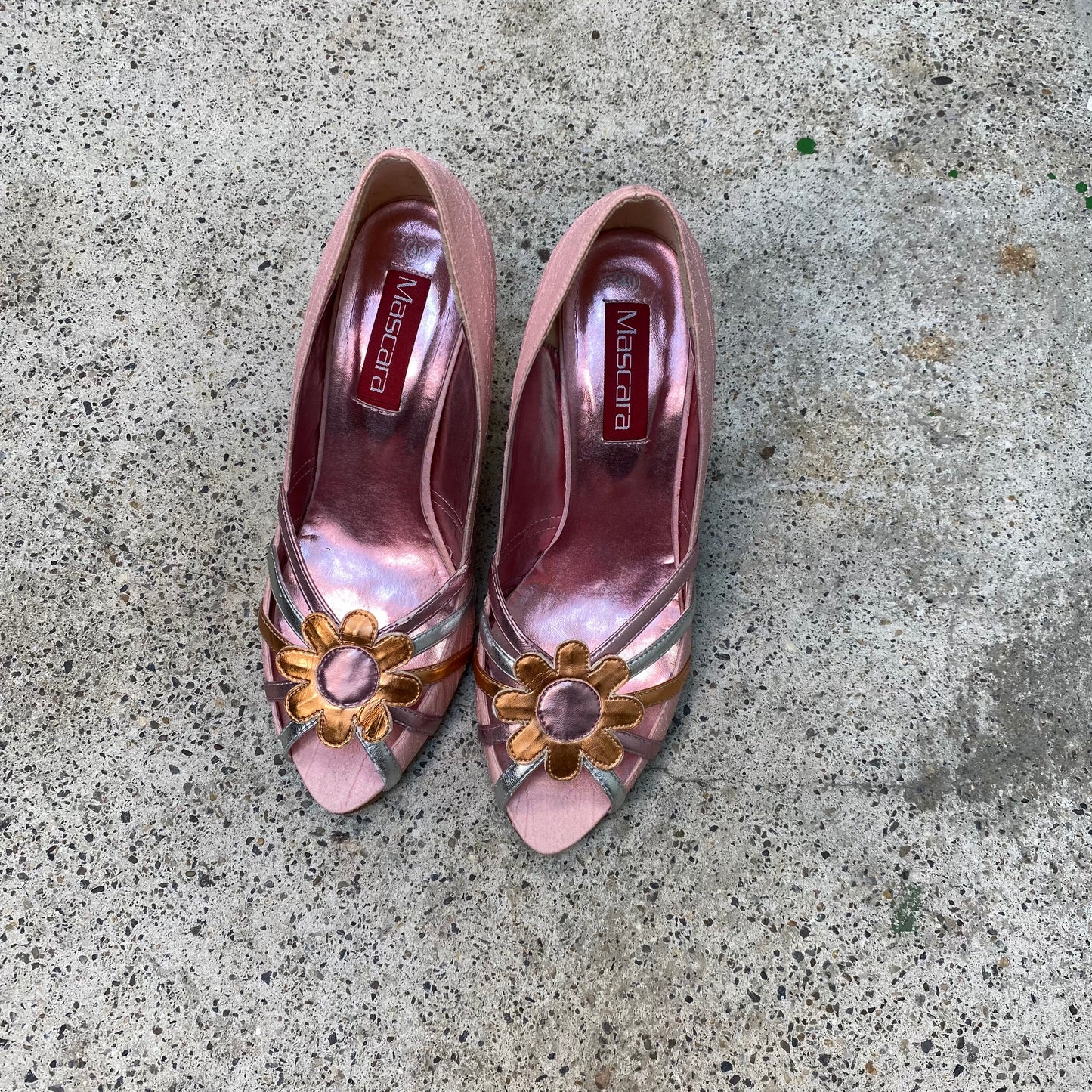 Vintage 2000's Night Out Pink Shimmery Pumps with Flower Detail (40)