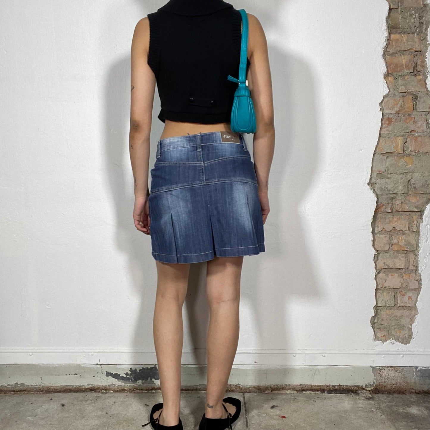 Vintage 90's Downtown Girl Denim Pleated Mini Skirt (S/M)