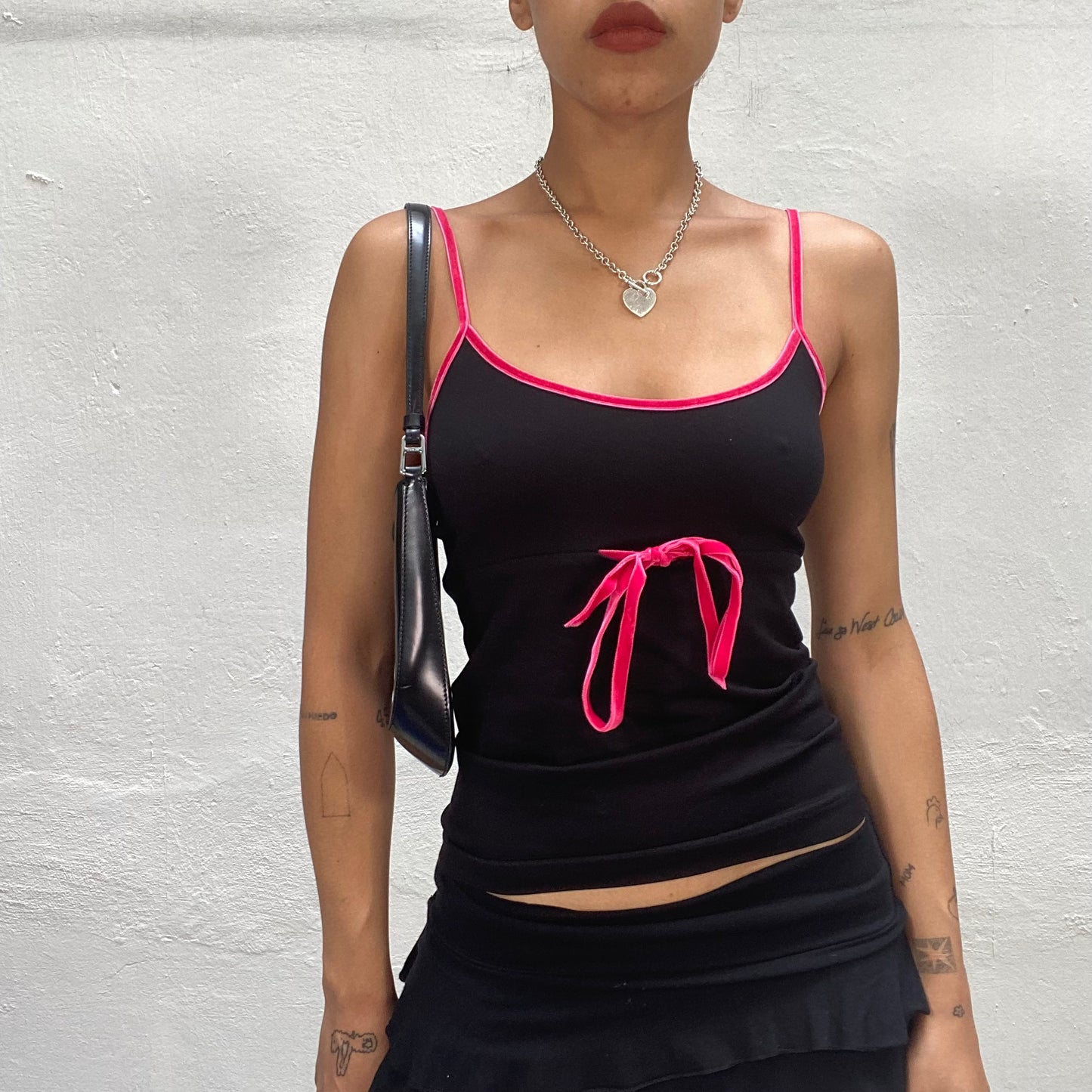 Vintage 2000's Barbie Black Cami Top with Fuchsia Velvet Straps and Bow Detail (S)