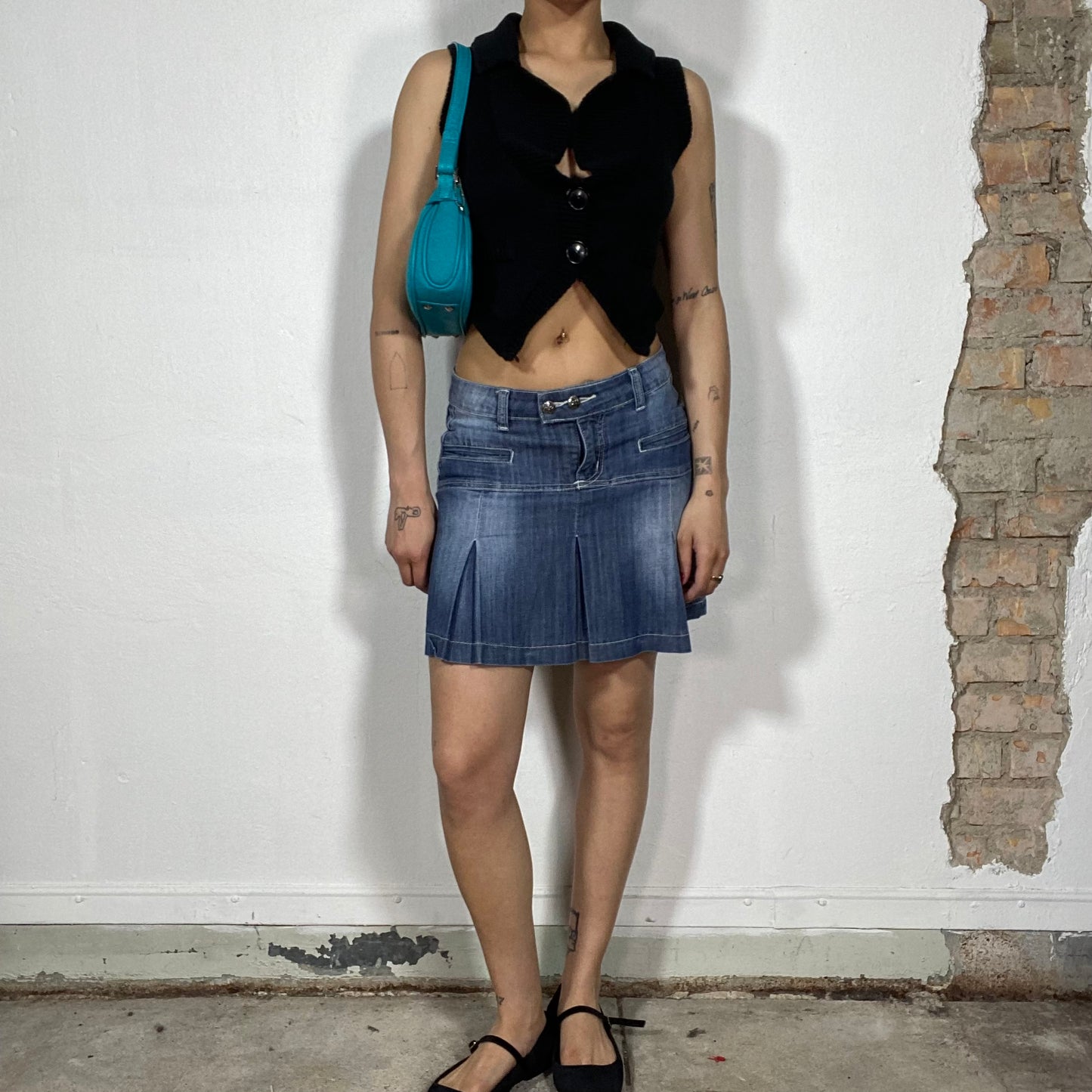 Vintage 90's Downtown Girl Denim Pleated Mini Skirt (S/M)