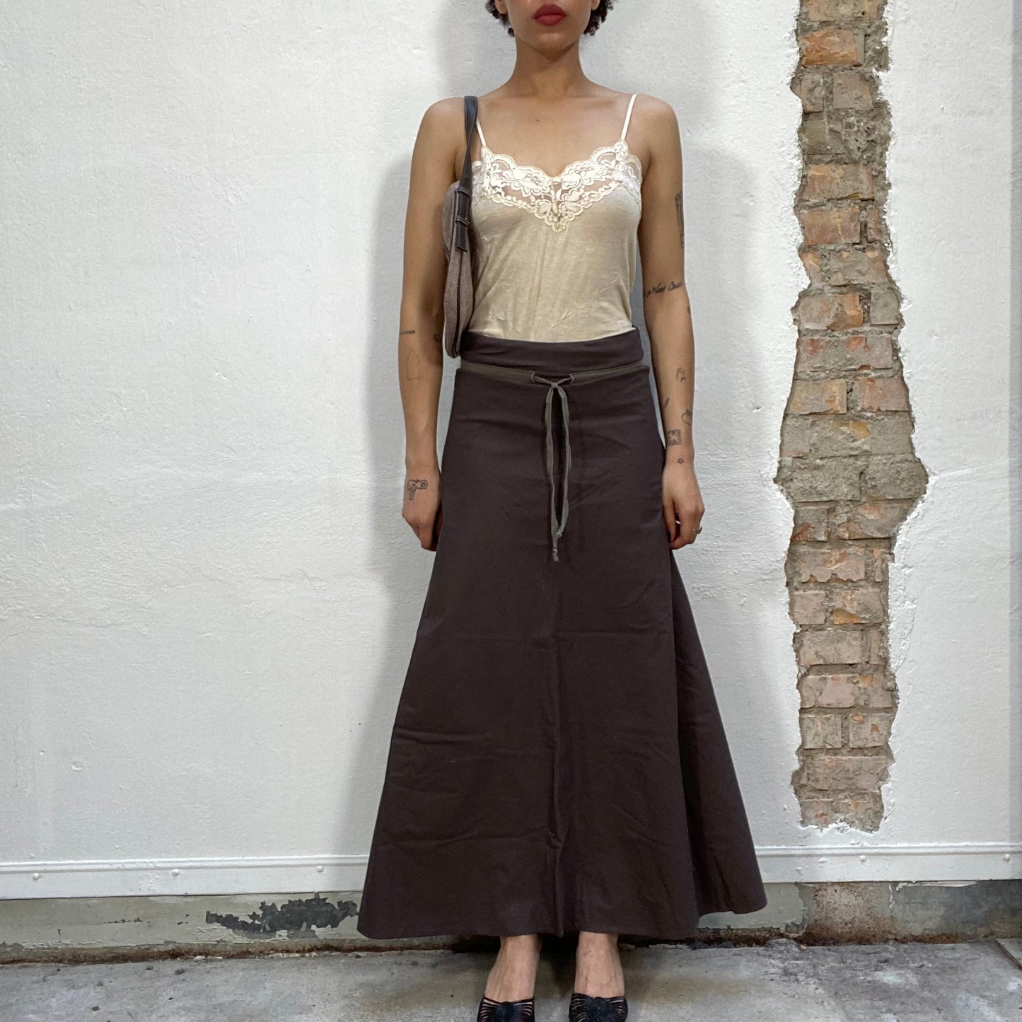 Vintage 2000's Grunge Brown Maxi Skirt with with Tie on The Front Detail (S)