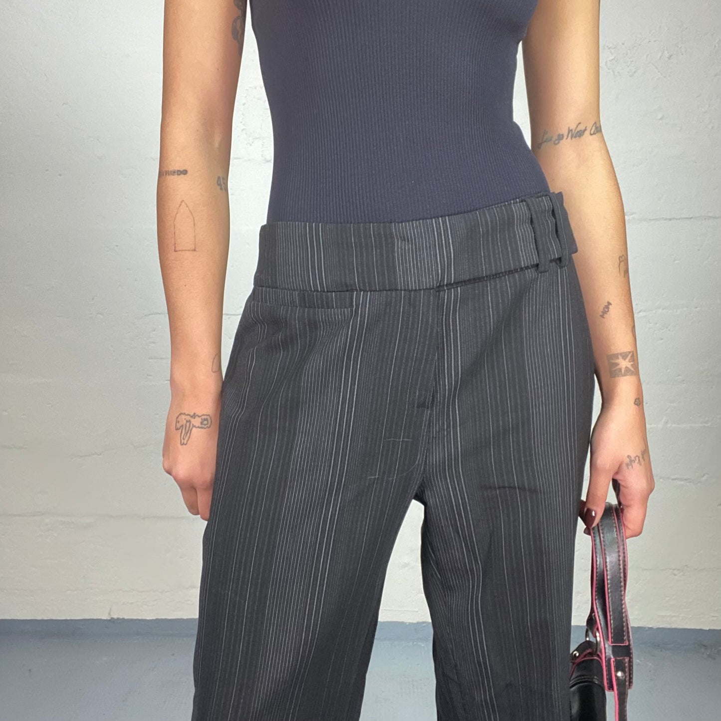 Vintage 2000's Office Girl Black Straight Leg Pants with Grey Pinstripe Print (S)