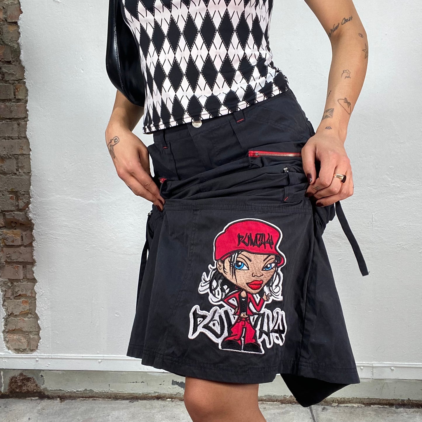 Vintage 2000's Punky black Midi Dress with Red Details and Surfer Girl Embroidery (S)