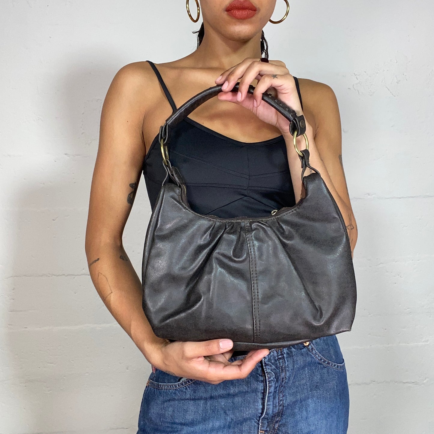 Vintage 90's Model Off Duty Brown Leather Shoulder Bag with Golden Strap Ring Details