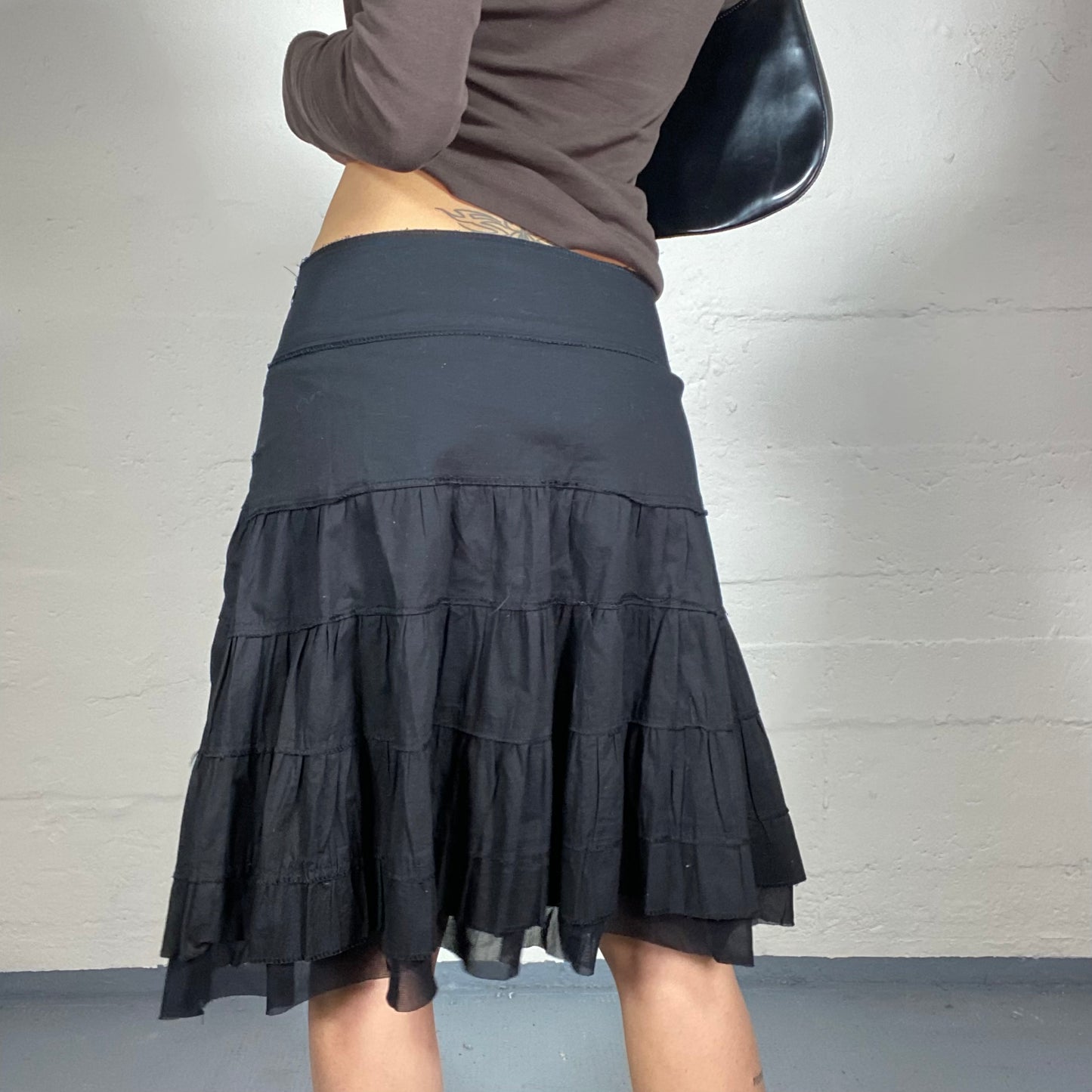 Vintage 2000's Cyber Black Midi Skirt with Volant Detail (S)