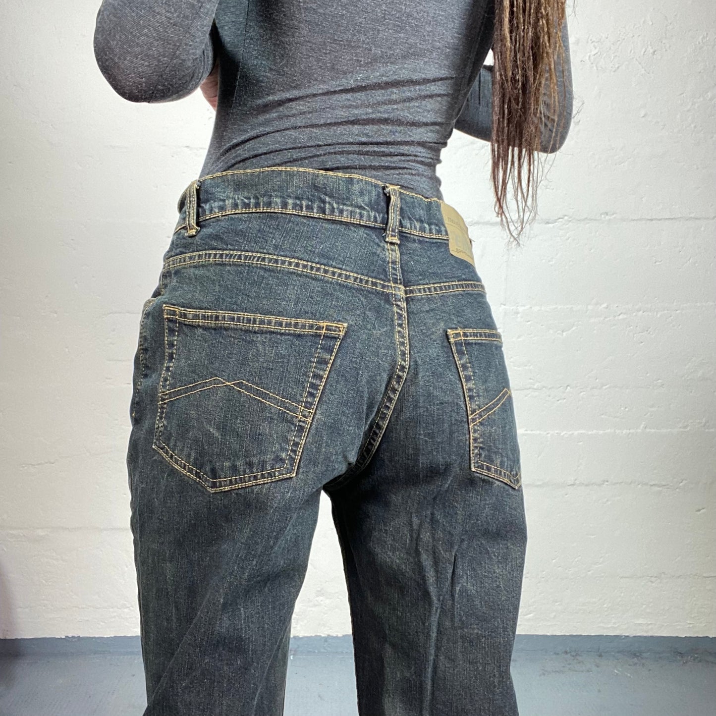 Vintage 2000's Archive Grey Low Waist Washed Denim with Baggy Cut (M)