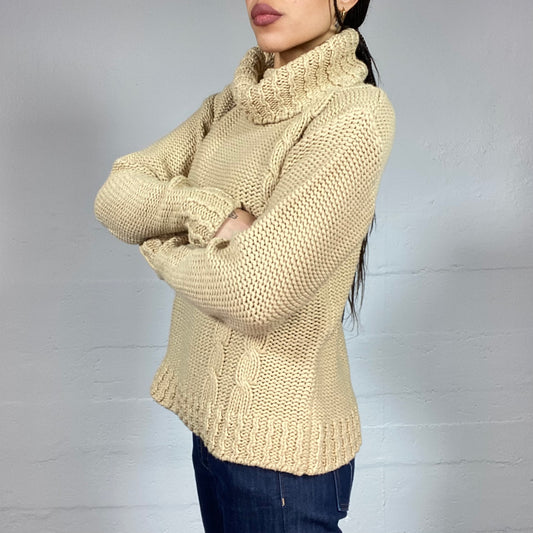 Vintage 90's Rory Gilmore Beige Cozy Turtleneck Jumper with Knitted Decoration (M)