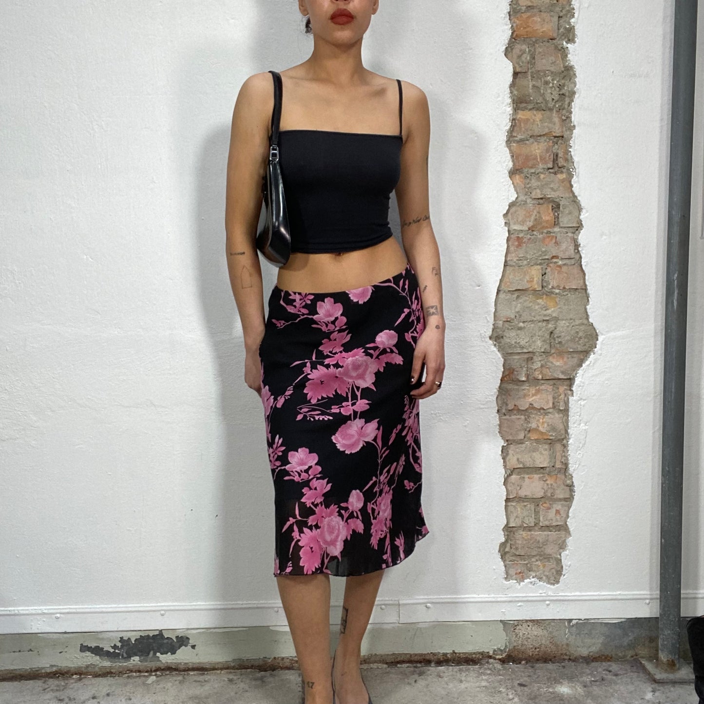 Vintage 90's Downtown Girl Black Midi Skirt with Pink Floral Print (S/M)