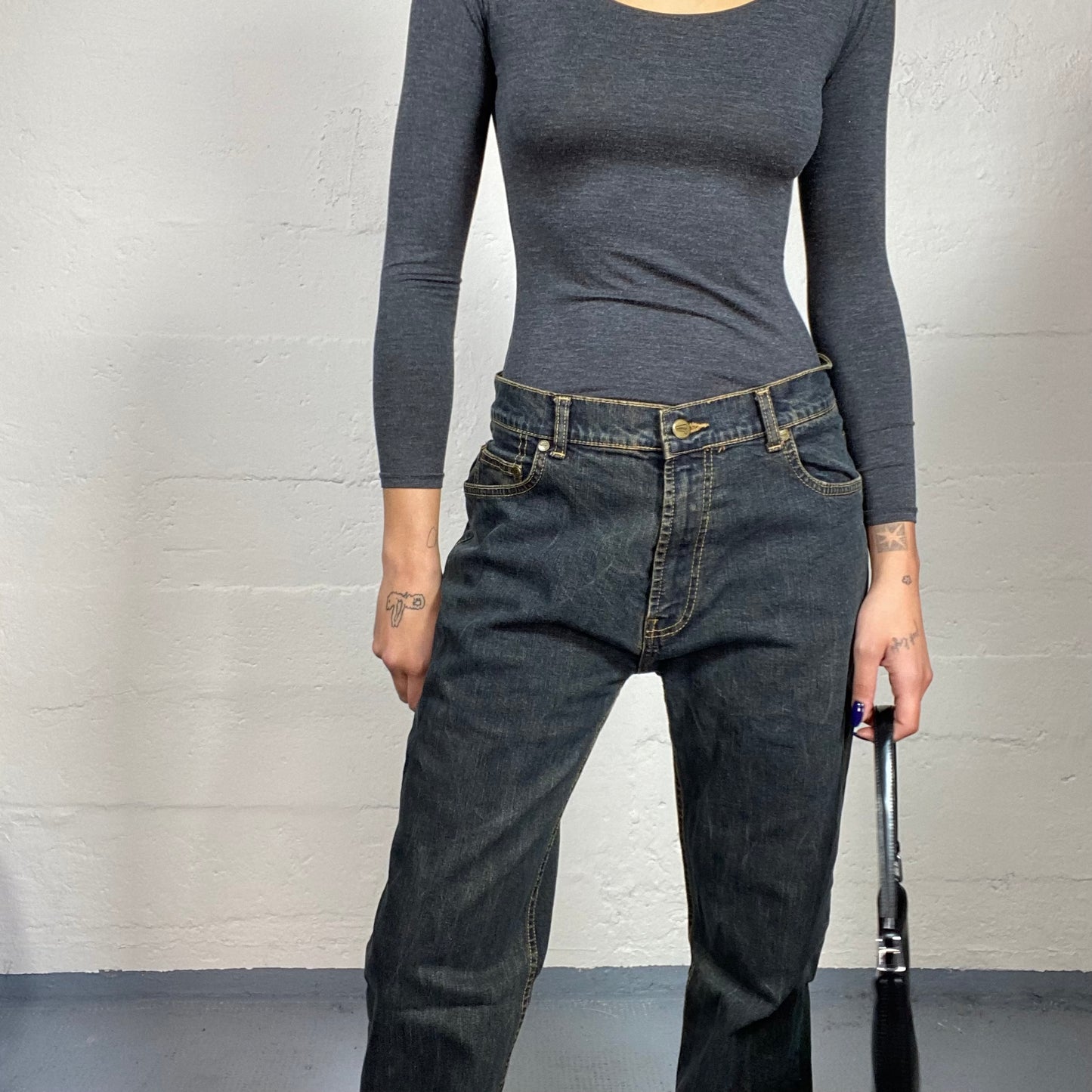 Vintage 2000's Archive Grey Low Waist Washed Denim with Baggy Cut (M)