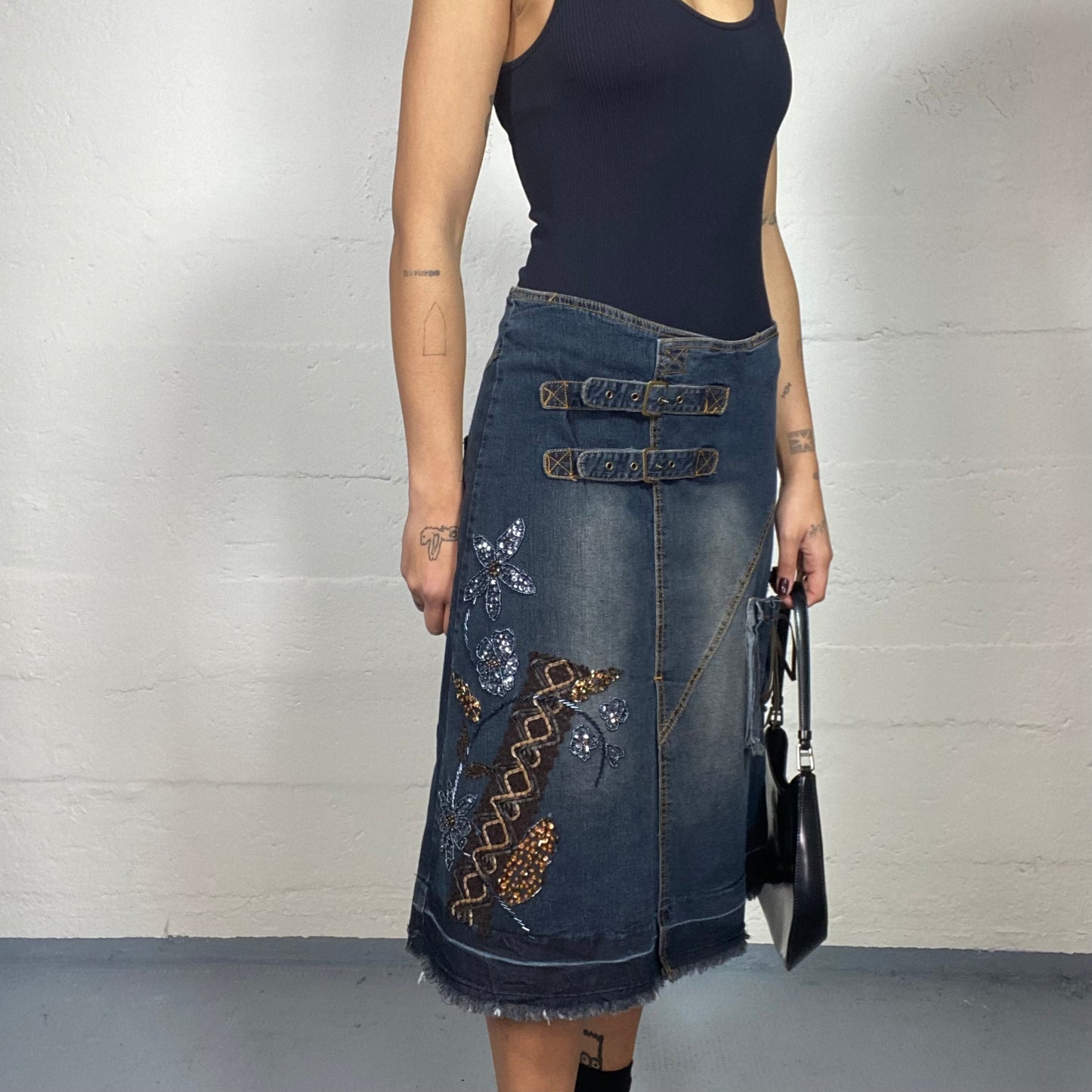 Vintage 90's Fairy Dark Denim A-Line Skirt with Floral Rhinestones Embroidery Detail (S/M)