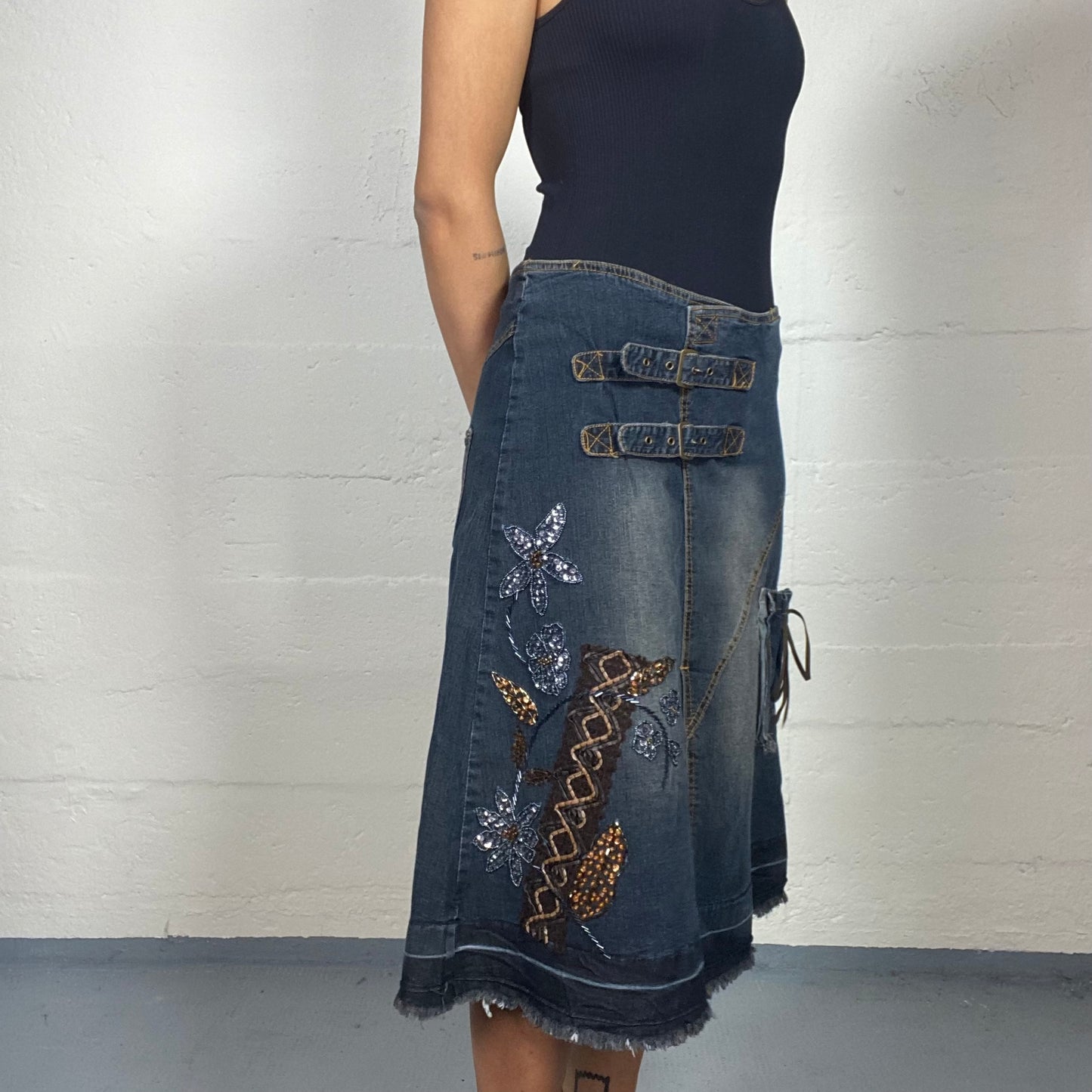 Vintage 90's Fairy Dark Denim A-Line Skirt with Floral Rhinestones Embroidery Detail (S/M)