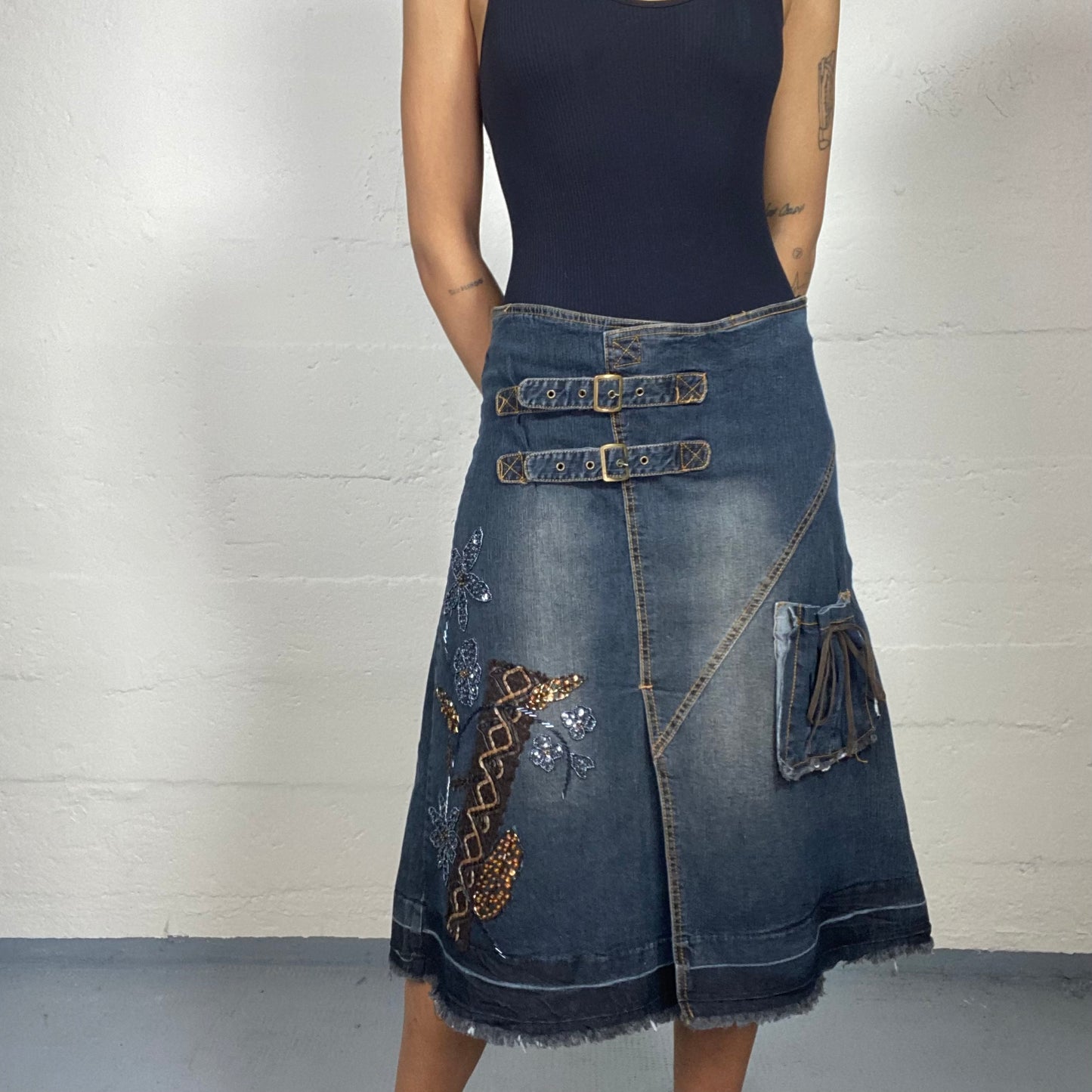 Vintage 90's Fairy Dark Denim A-Line Skirt with Floral Rhinestones Embroidery Detail (S/M)