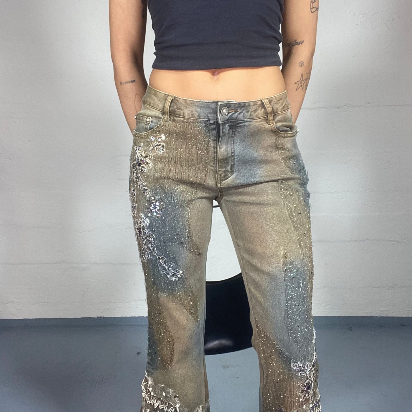 Vintage 90s Lizzie Superstar Beige Washed-Out Flared Denim Jeans with Dusted and Glitter Finish (XS)