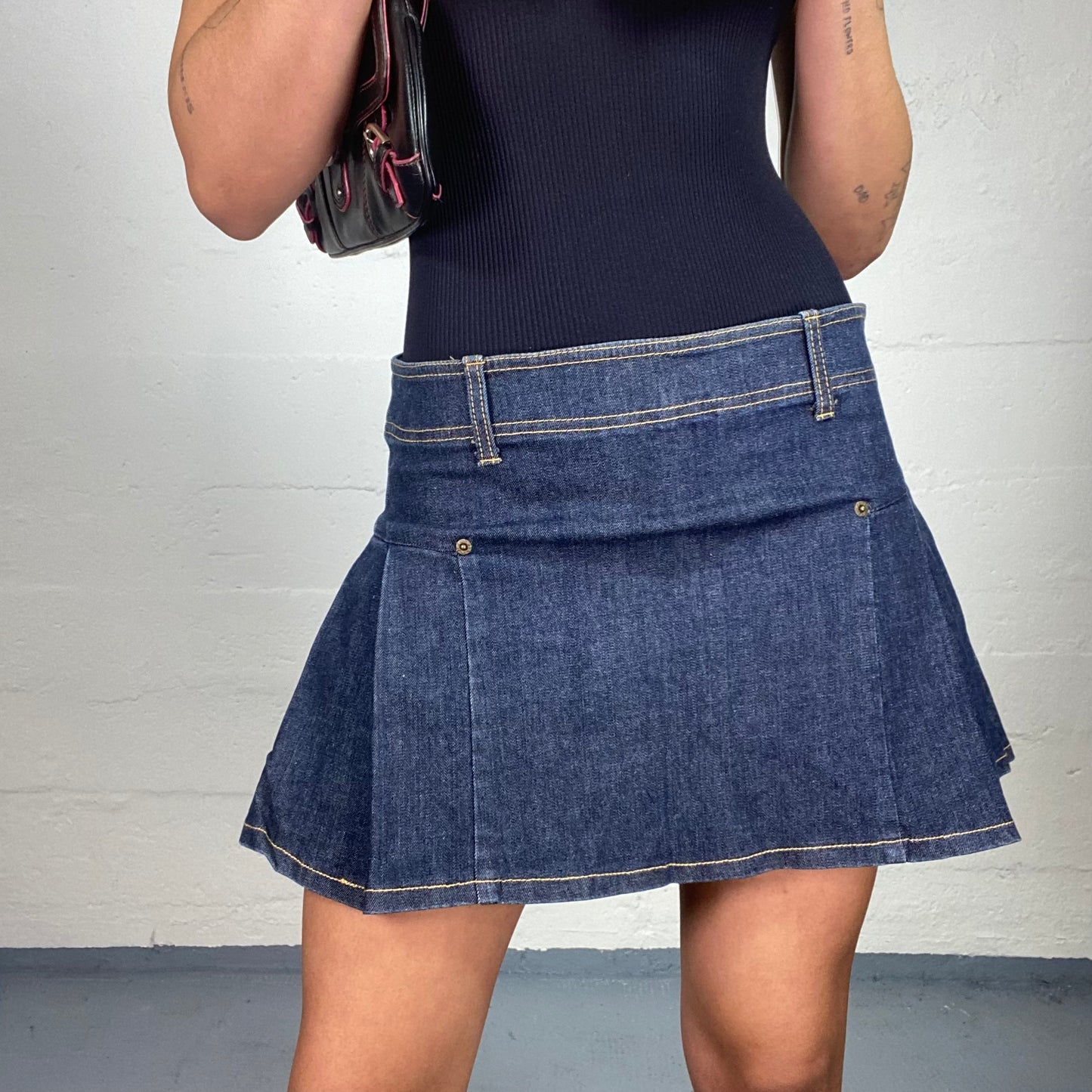 Vintage 90's Babydoll Dark Denim Pleated Mini Skirt (M)