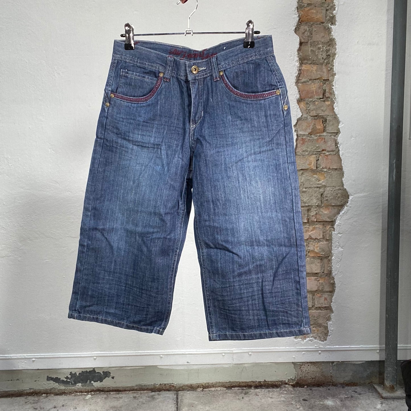 Vintage 2000's Steetstyle Dark Wash Jorts with Red Contrast Stitching (XS)