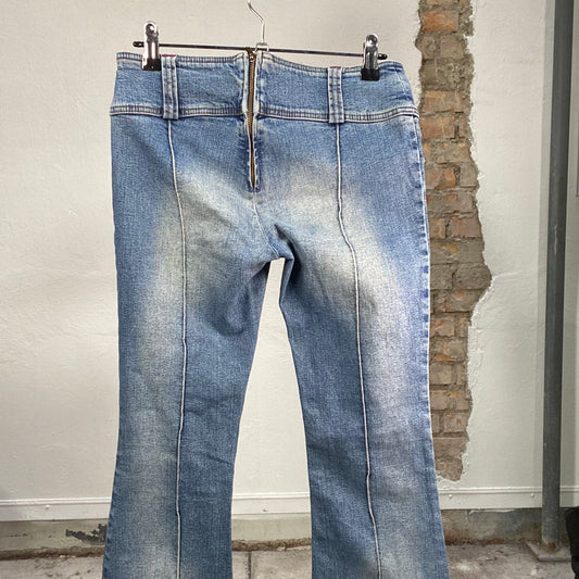 Vintage 2000's Miss Sixty Light Wash Flared Jeans with Middle Front and Back Seam (XS)