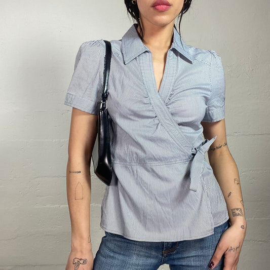 Vintage 2000's Corpcore White & Blue Stripes Bluse Top with Side Lace Detail (M)