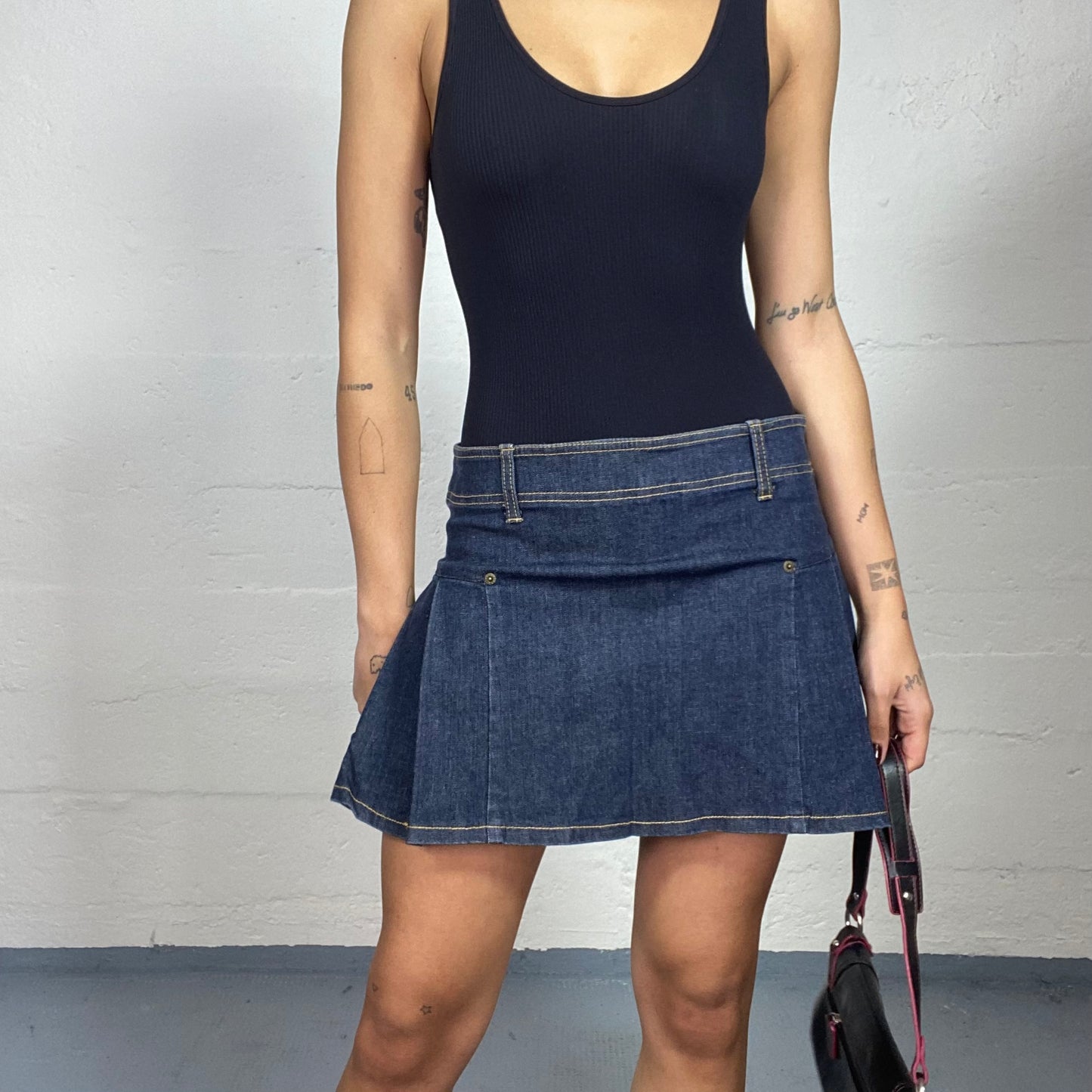 Vintage 90's Babydoll Dark Denim Pleated Mini Skirt (M)