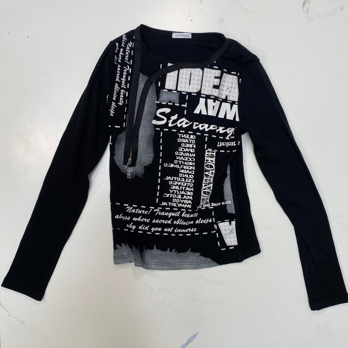 Vintage 2000's Grunge Black Longsleeve with Writing Print and Zipper Detail (S)