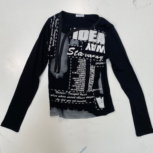 Vintage 2000's Grunge Black Longsleeve with Writing Print and Zipper Detail (S)