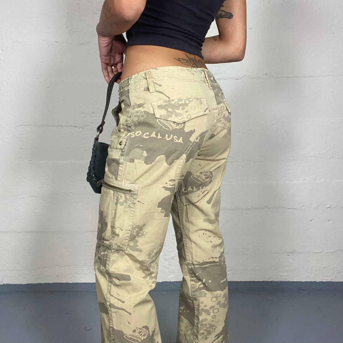 Vintage 2000's Rave Beige Cargo Pants with Cargo Print (XS)