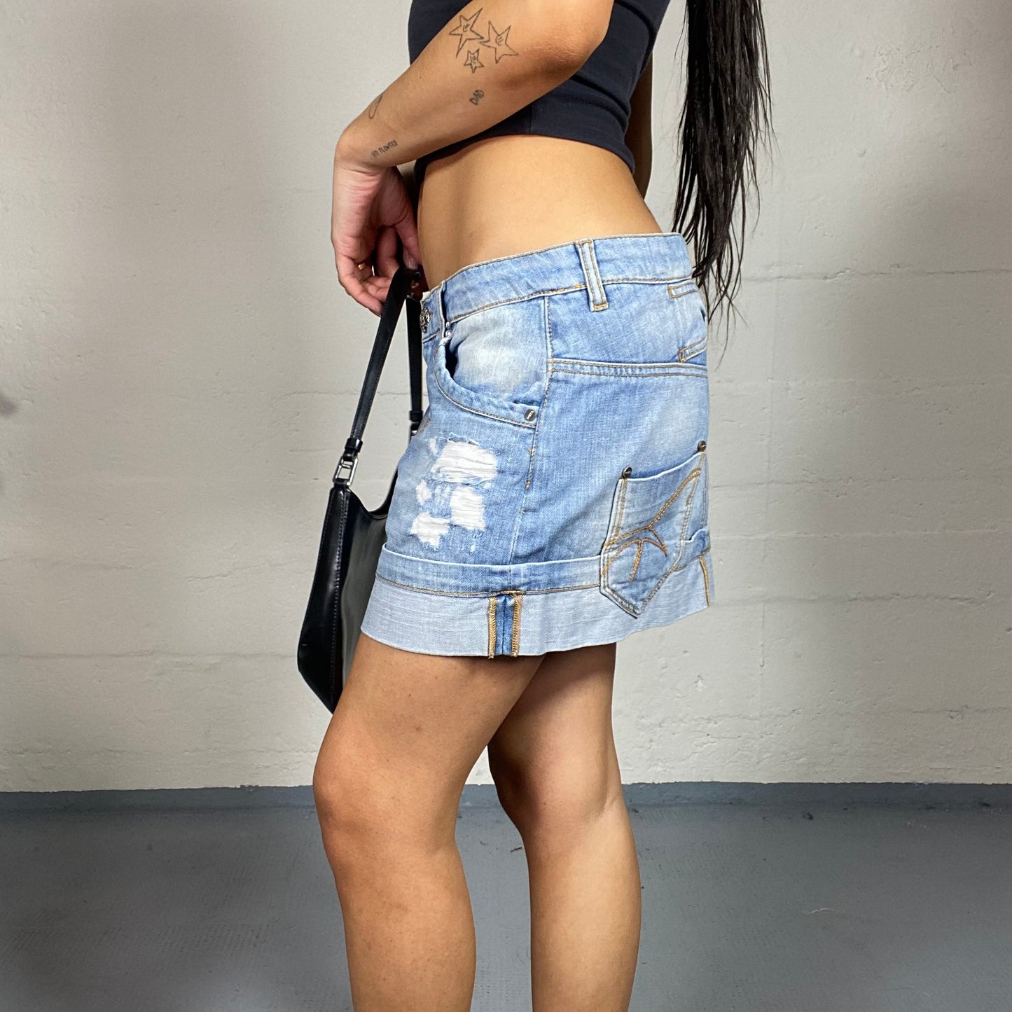 Vintage 2000's Downtown Girl Light Denim Mini Skirt (S)