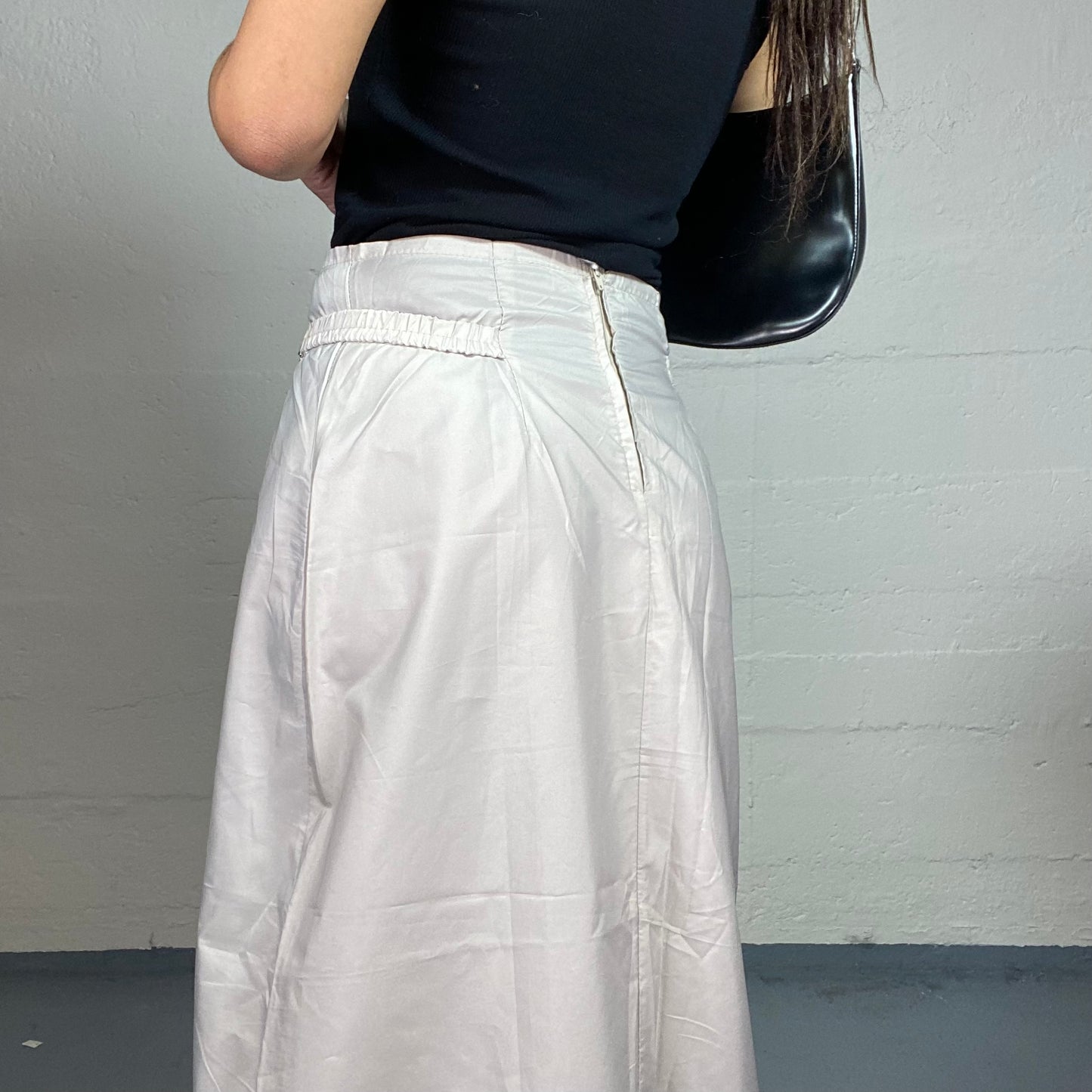 Vintage 2000's Cyber Silver Maxi Cargo Skirt with Ruffled Material (M)