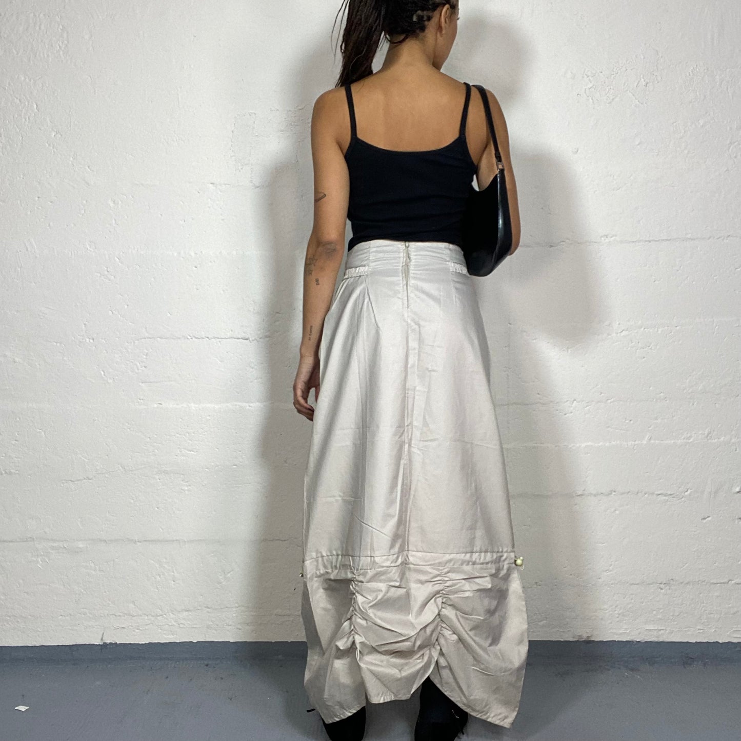 Vintage 2000's Cyber Silver Maxi Cargo Skirt with Ruffled Material (M)