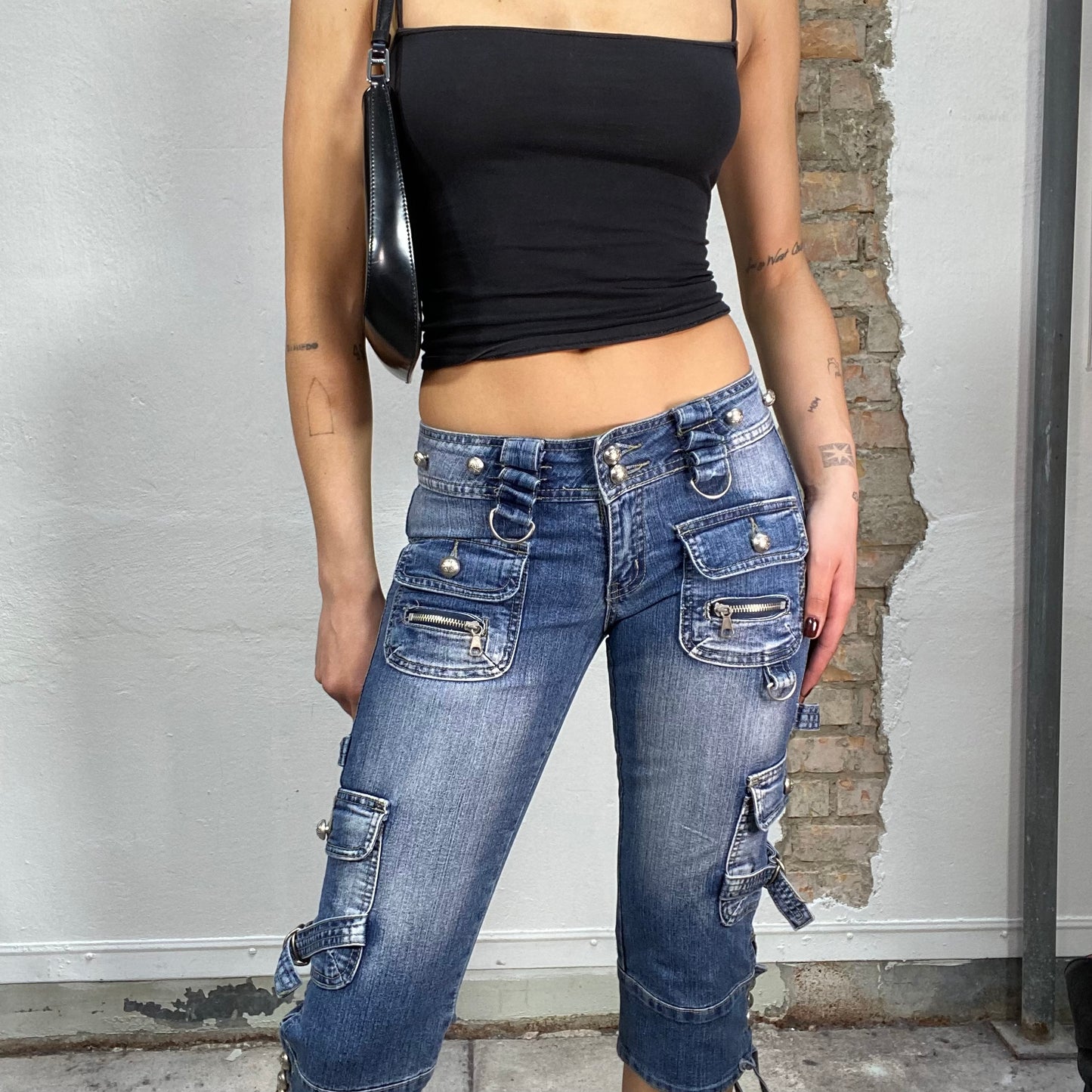 Vintage 2000's Streetstyle Jeans Cargo Capris with Silver Details (S)