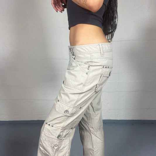 Vintage 2000's Bella Hadid Girl Beige Low Waist Cargo Pants with Loose Leg Cut and Big Pockets Detail (S/M)